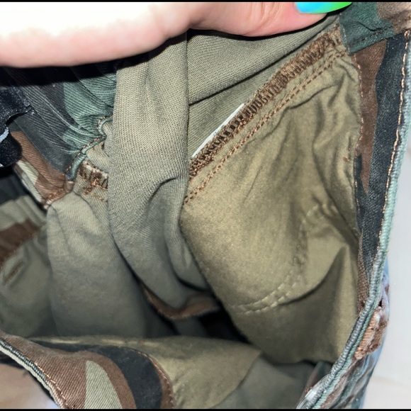 Forever 21 High Waist Camo Cargo Pants - Picture 10 of 11